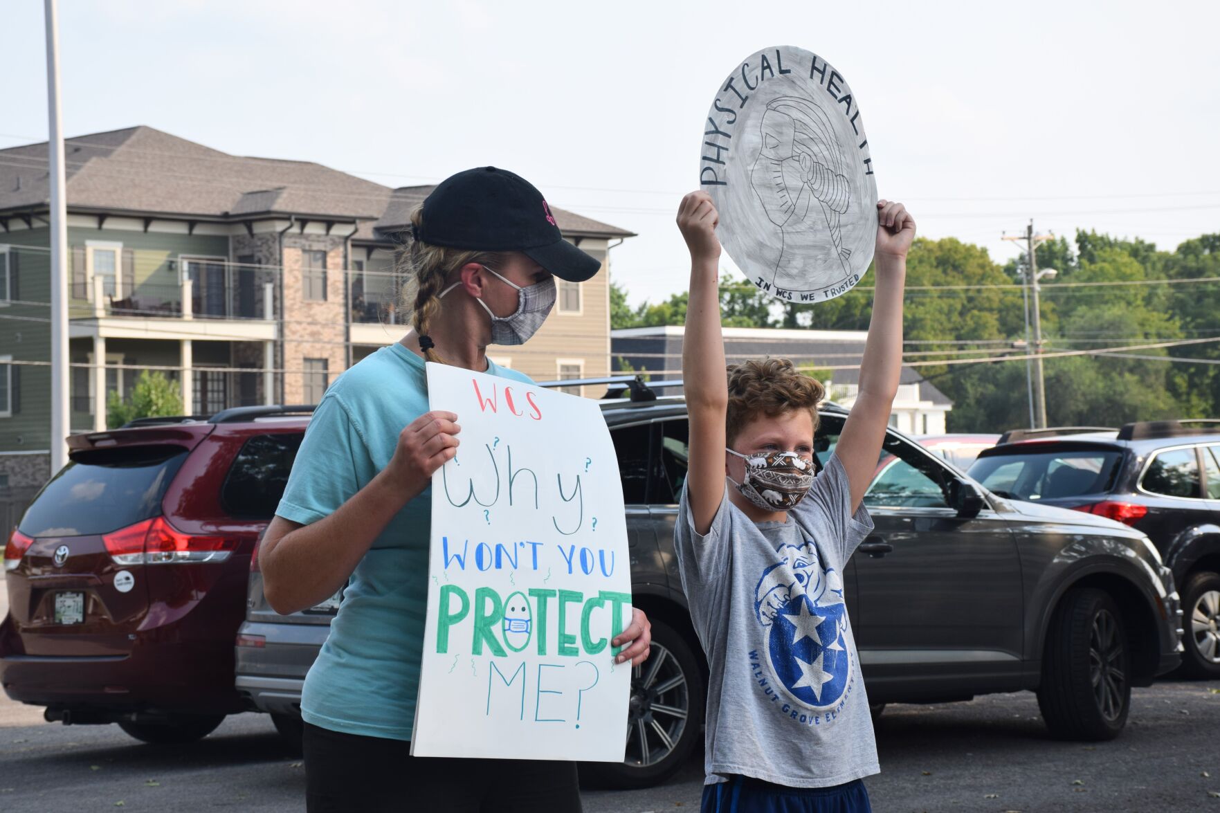 WCS pro-mask protest